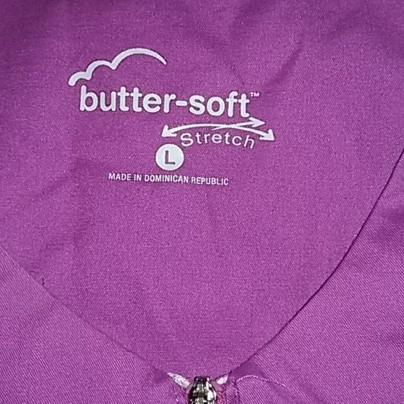 Scrub top - Picture 2 of 2